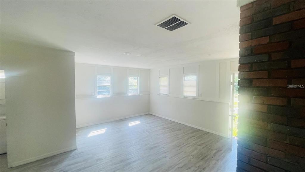 703 Gotts Road Davenport, FL 33837 - Photo 6 of 23 Gallery Image 6