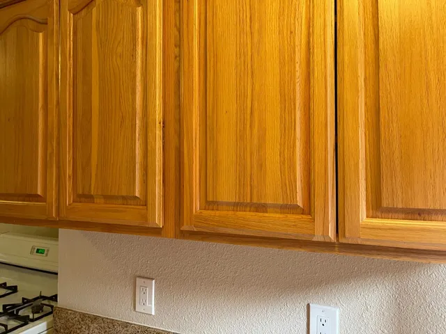 a close view of a microwave oven