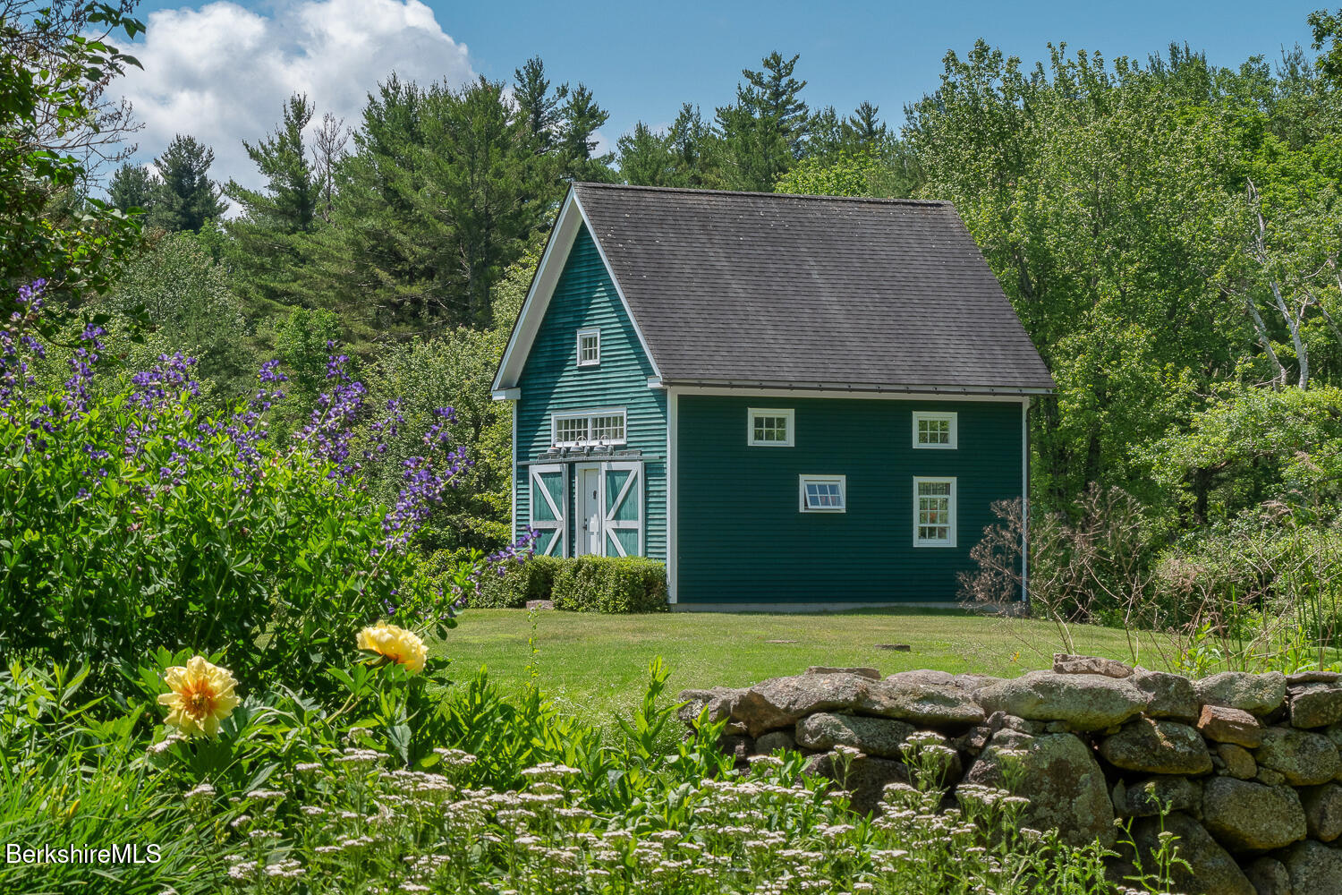 87 Silverbrook Road Sandisfield, MA 01255 - Photo 6 of 58 87 SIlverbrook Rd-6