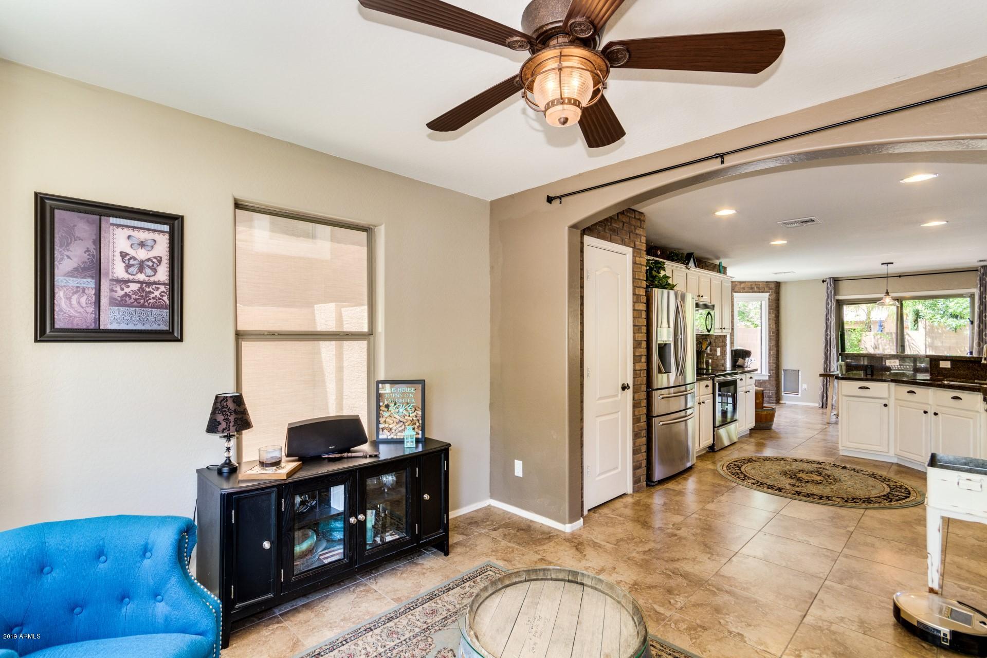 2410 West Peak View Road Phoenix, AZ 85085 - Photo 14 of 35 Gallery Image 14