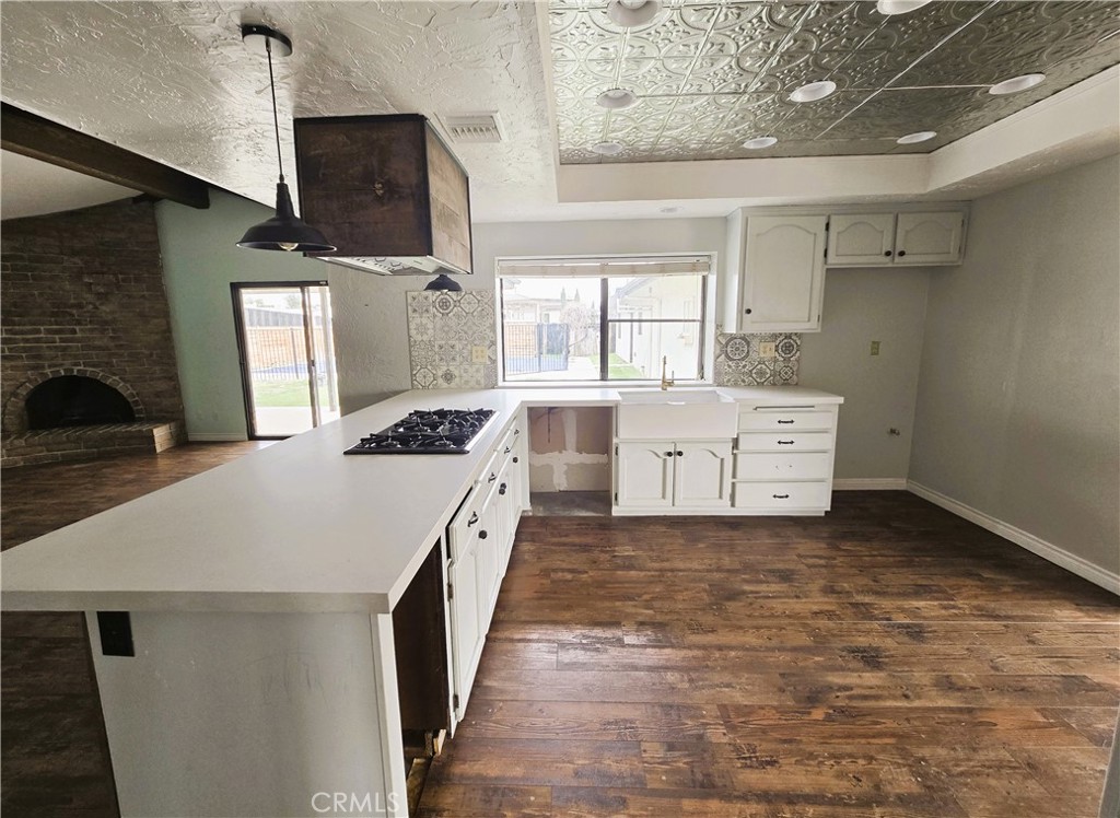 13809 Titonka Road Apple Valley, CA 92307 - Photo 8 of 28 Gallery Image 8