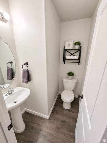 1687 South Windemere Road Santaquin, UT 84655 - Photo 15 of 27 Half Bath