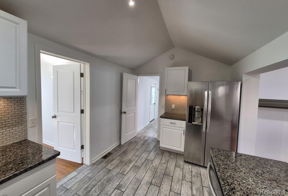 7377 Cooley Lake Road West Bloomfield, MI 48324 - Photo 23 of 59