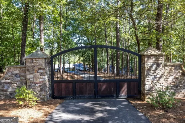 $1,295,000 | 5 Odom Drive, Hamilton, GA 31811