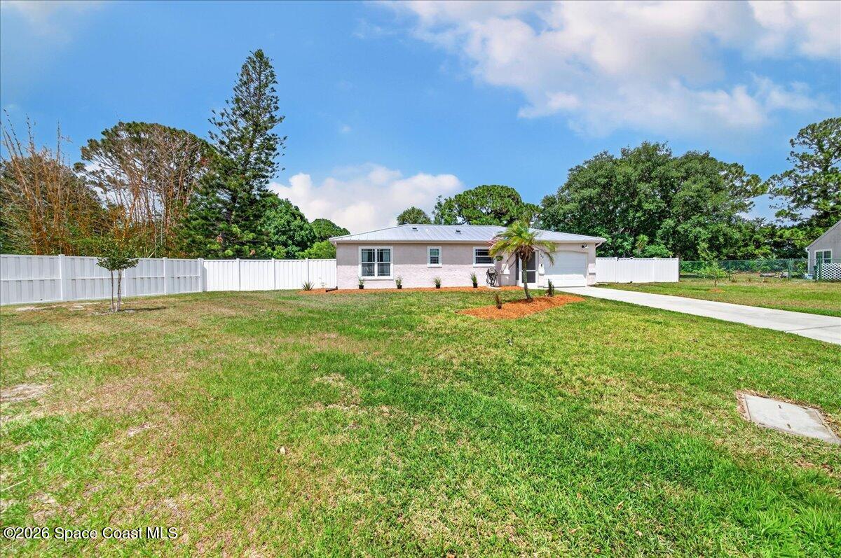 920 Gables Way Melbourne, FL 32940 - Photo 7 of 25 05-JGP_8343