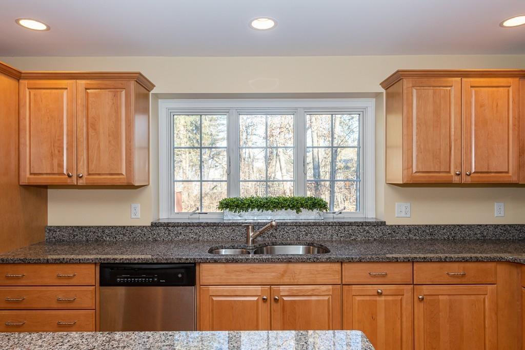 245 Concord Road Bedford, MA 01730 - Photo 11 of 42 Gallery Image 11