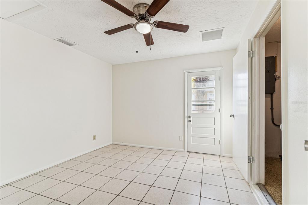 822 3rd Avenue Northwest Largo, FL 33770 - Photo 26 of 75 a view of an empty room