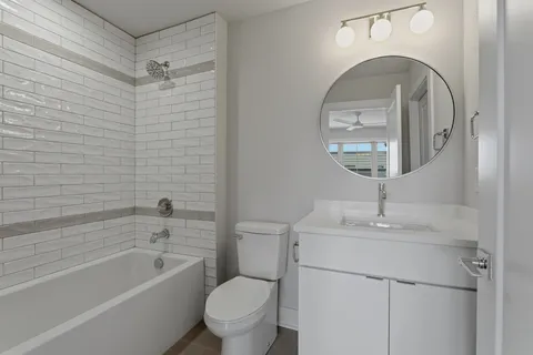 $699,900 | 15 North Hill Street, Unit E, Nashville, TN 37210