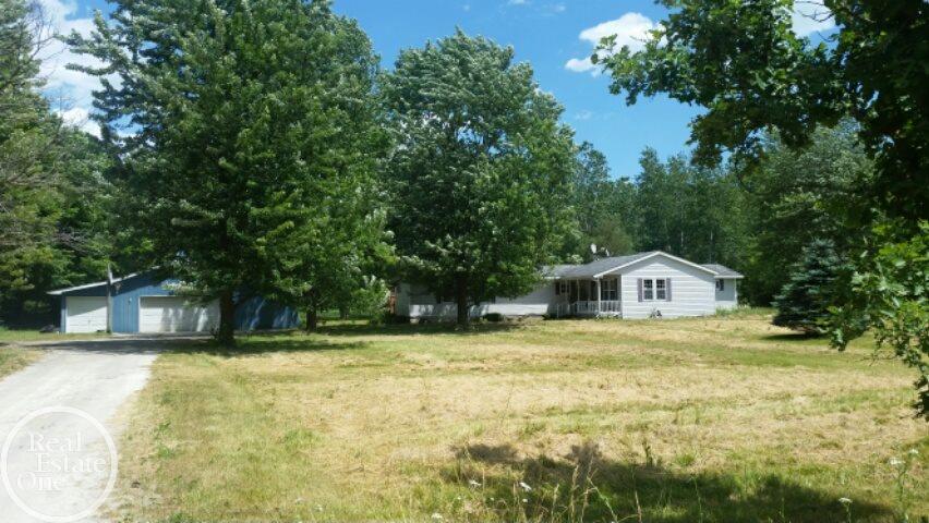 3580 Ruddock Road Avoca, MI 48006 - Photo 5 of 16 31295483-4.JPG