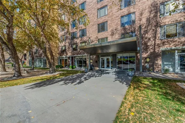$155,000 | 600 East 8th Street, Unit 7R&S, Kansas City, MO 64106
