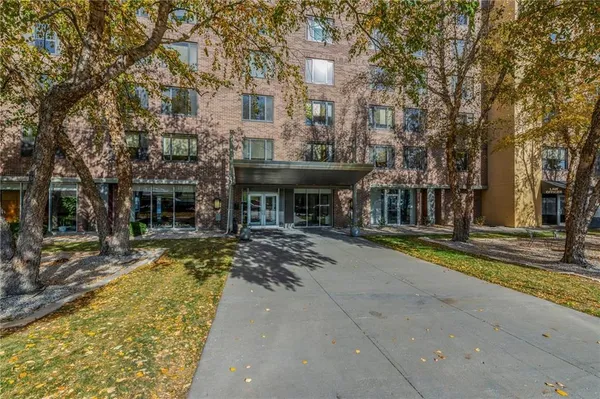 $155,000 | 600 East 8th Street, Unit 7R&S, Kansas City, MO 64106