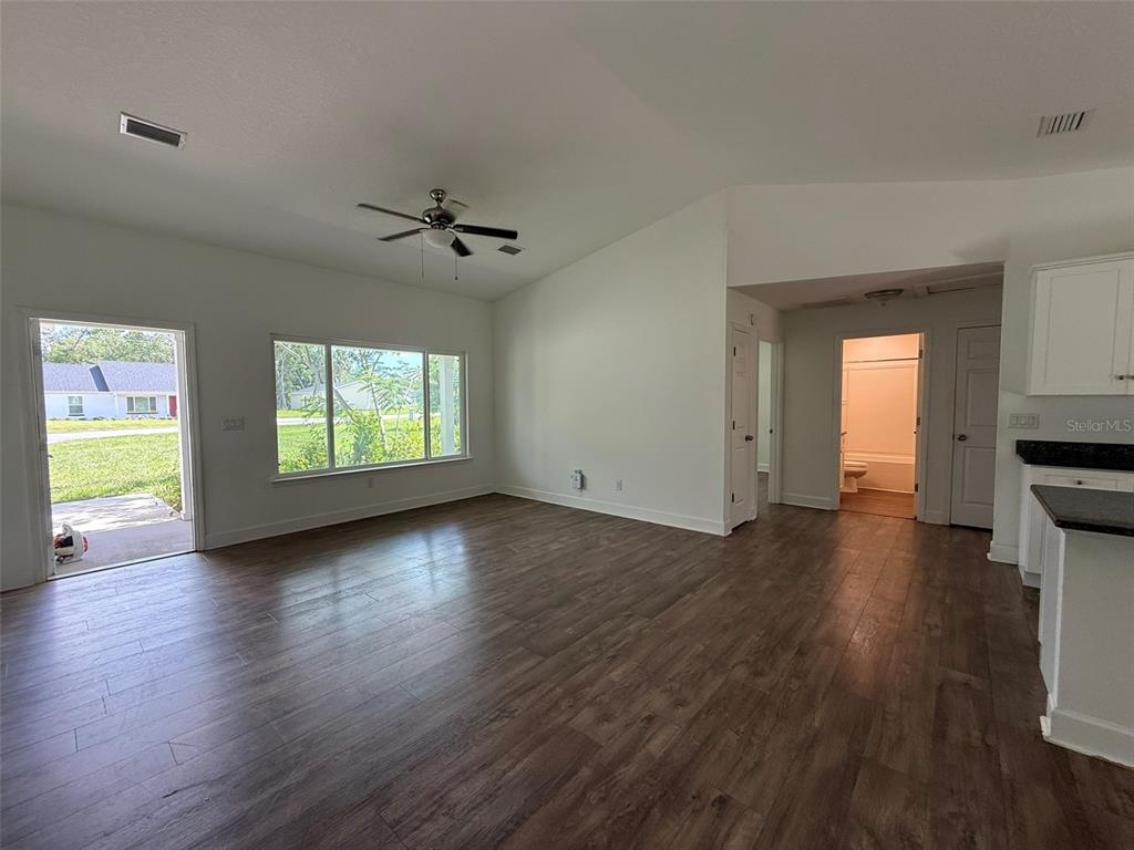 13128 Northeast 7th Loop Silver Springs, FL 34488 - Photo 5 of 34 Gallery Image 5
