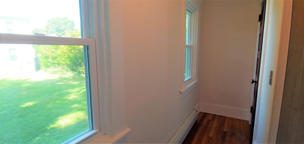 11 Prospect Street Exeter, NH 03833 - Photo 14 of 35