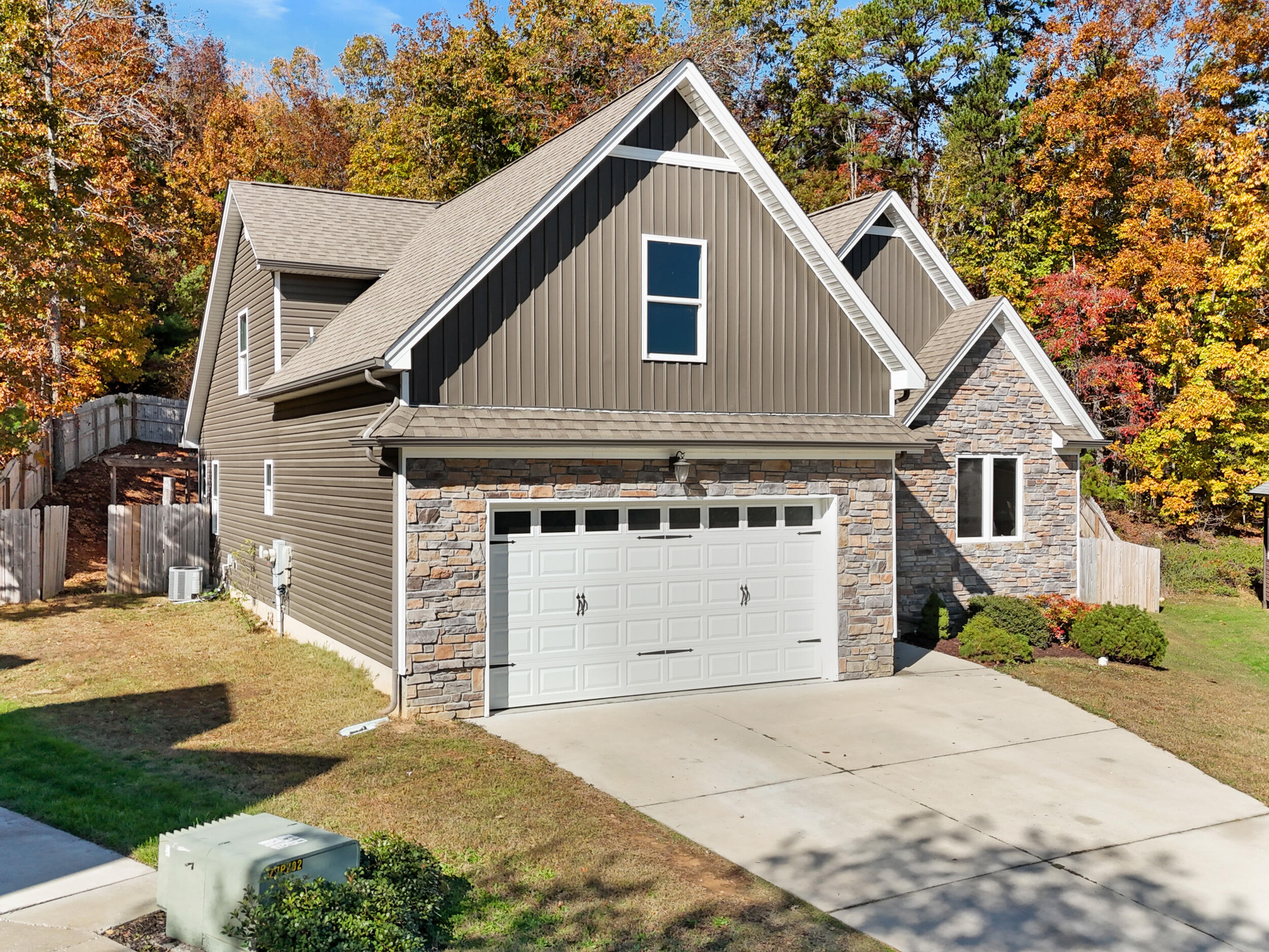 8672 Maple Valley Drive Chattanooga, TN 37421 - Photo 2 of 38 Plenty of Parking 2 Car Garage