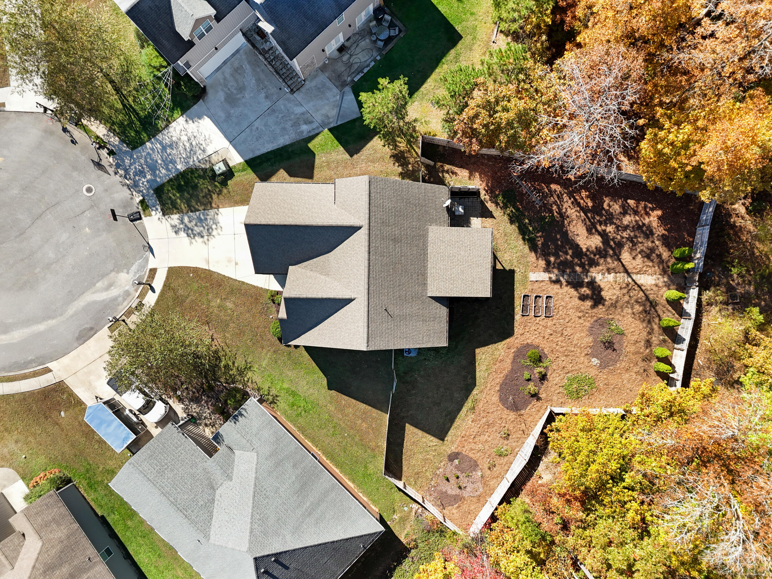 8672 Maple Valley Drive Chattanooga, TN 37421 - Photo 27 of 38 Nestled On A Private Cul-De-Sac Street.