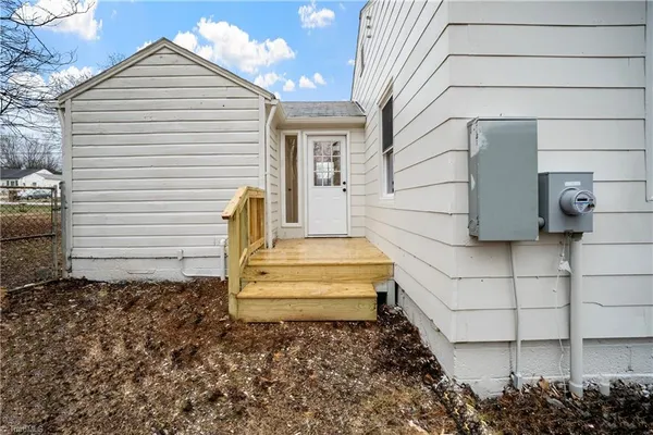 $193,000 | 1422 Valley Ridge Drive, High Point, NC 27260