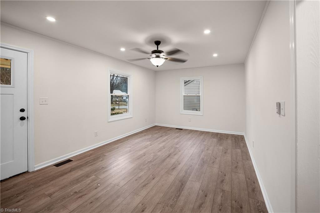 1422 Valley Ridge Drive High Point, NC 27260 - Photo 5 of 23