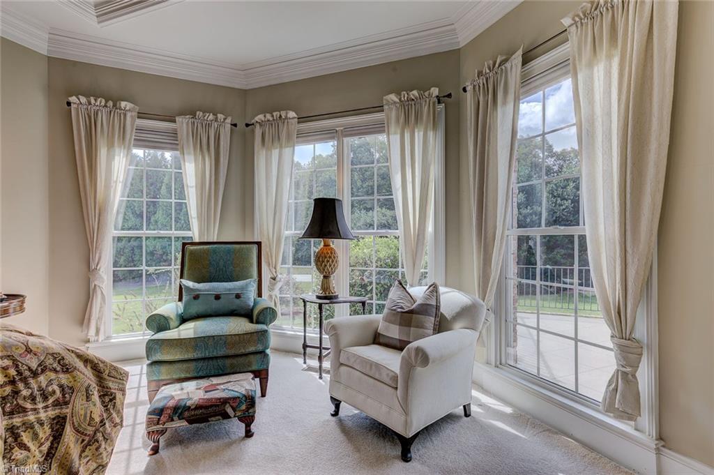122 Augusta Place High Point, NC 27265 - Photo 15 of 30 Enjoy relaxing in this lovely, well-lit sitting area.