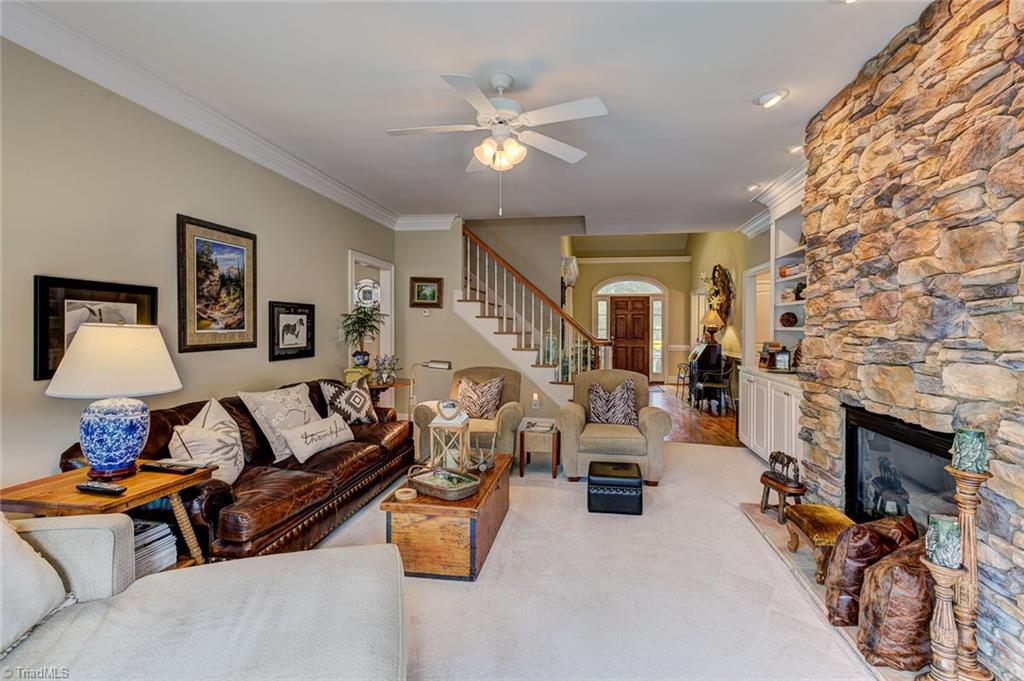 122 Augusta Place High Point, NC 27265 - Photo 6 of 30 A view from the living room to the entry.