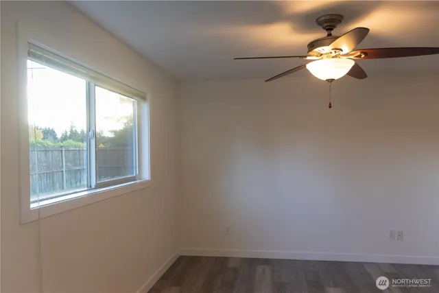 a view of a window in a room