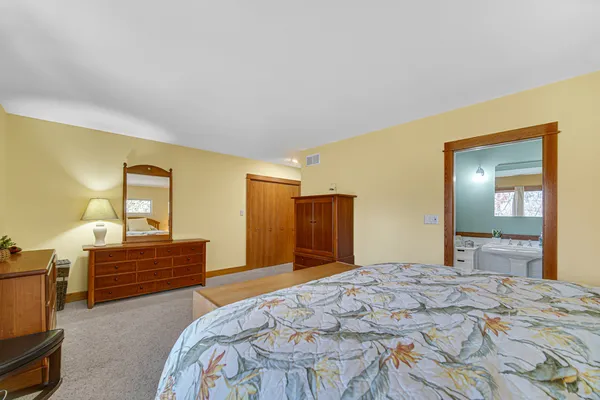$800,000 | 3459 West Mardan Drive, Long Grove, IL 60047