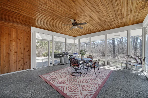 $800,000 | 3459 West Mardan Drive, Long Grove, IL 60047