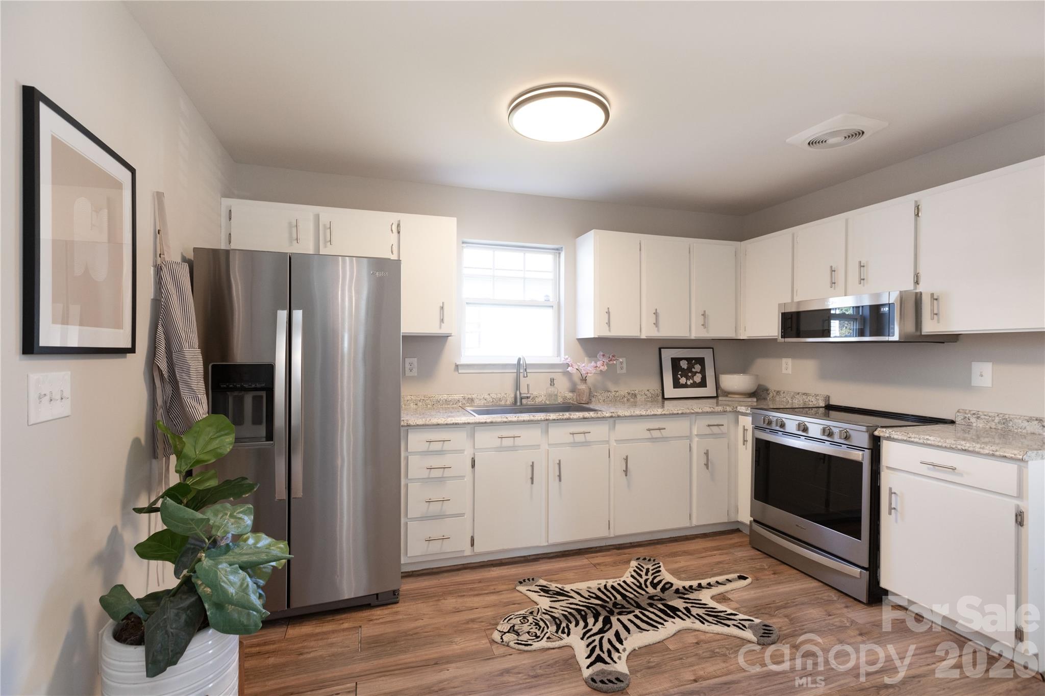 922 Berryhill Road Charlotte, NC 28208 - Photo 3 of 35