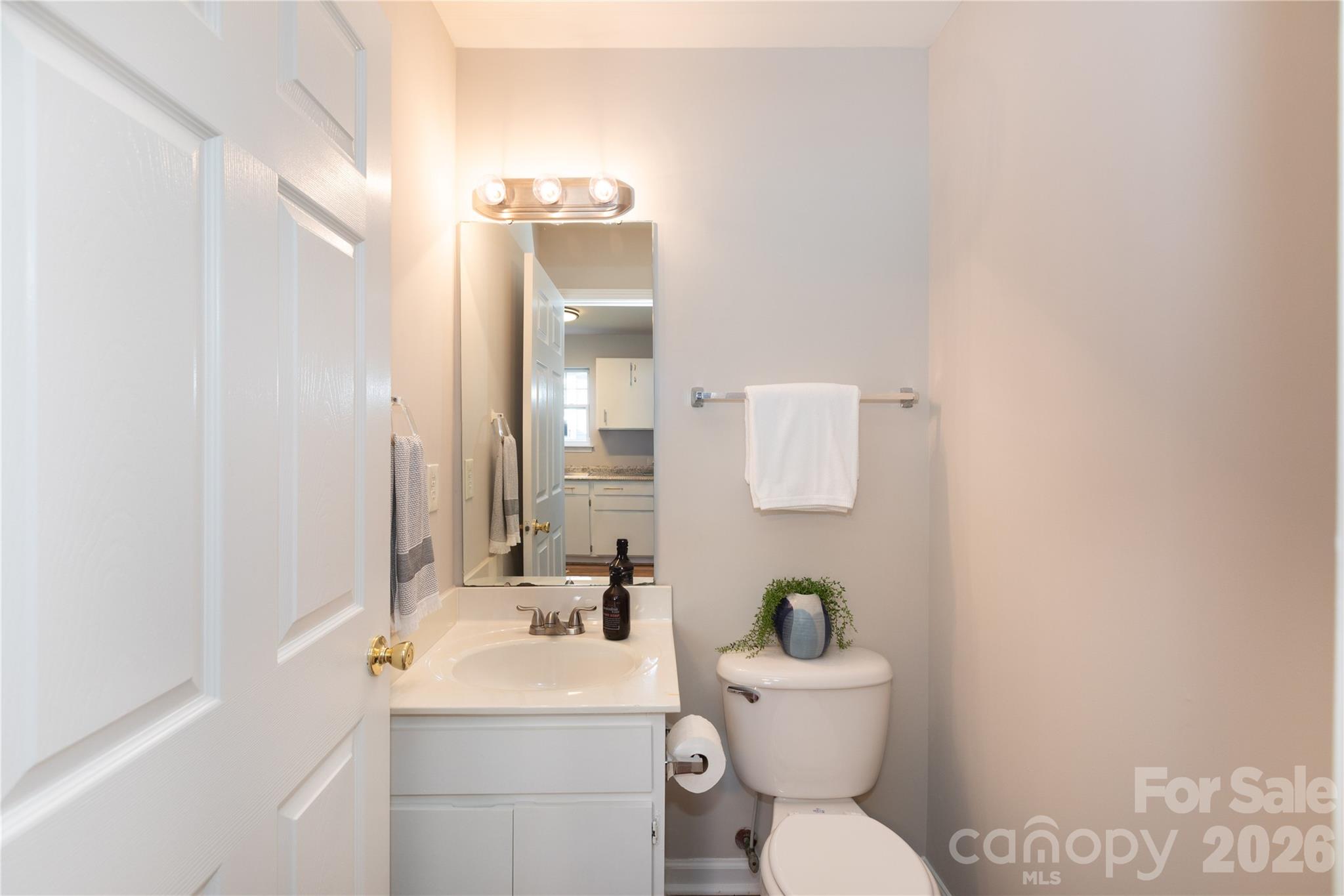 922 Berryhill Road Charlotte, NC 28208 - Photo 8 of 35