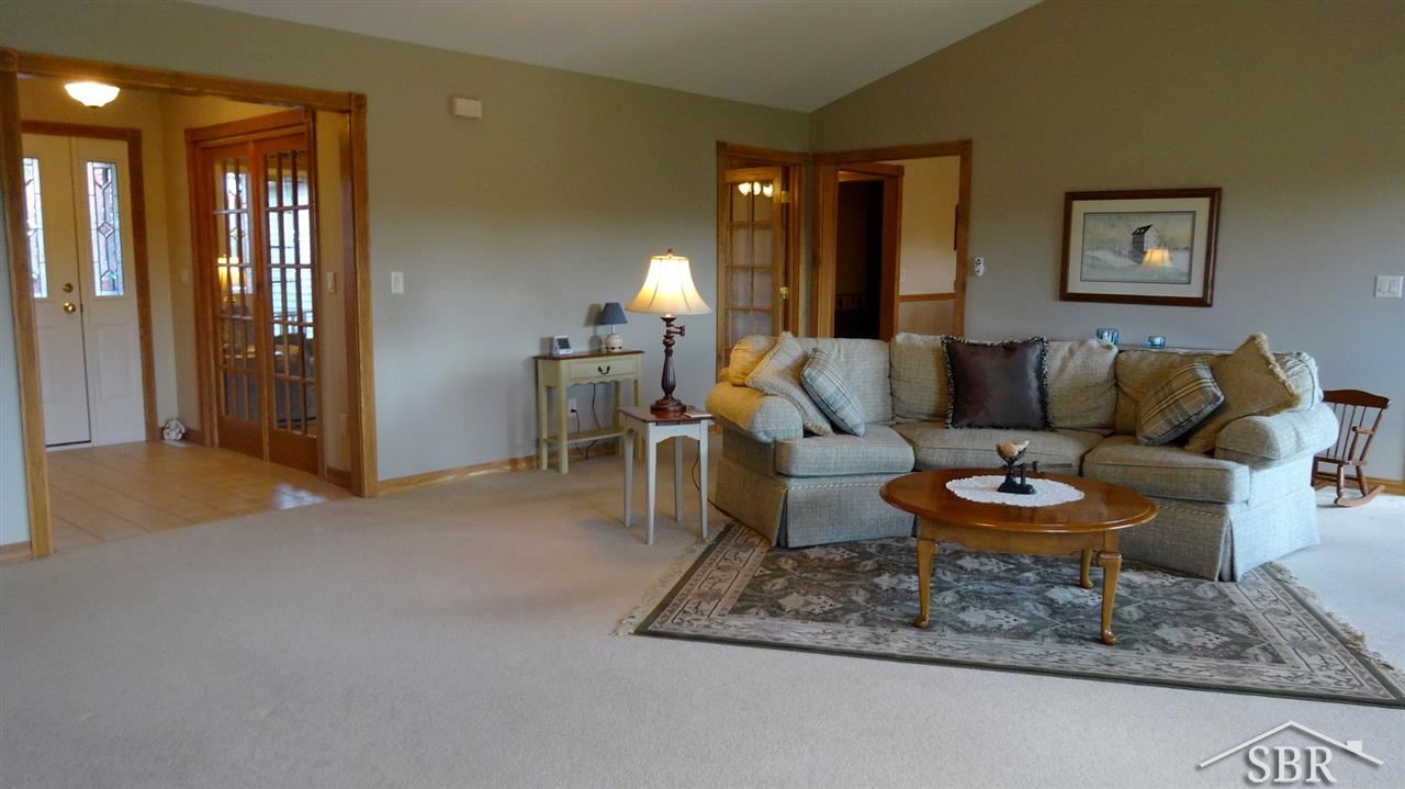 4281 North Graham Road Freeland, MI 48623 - Photo 9 of 30 31194568-8.JPG
