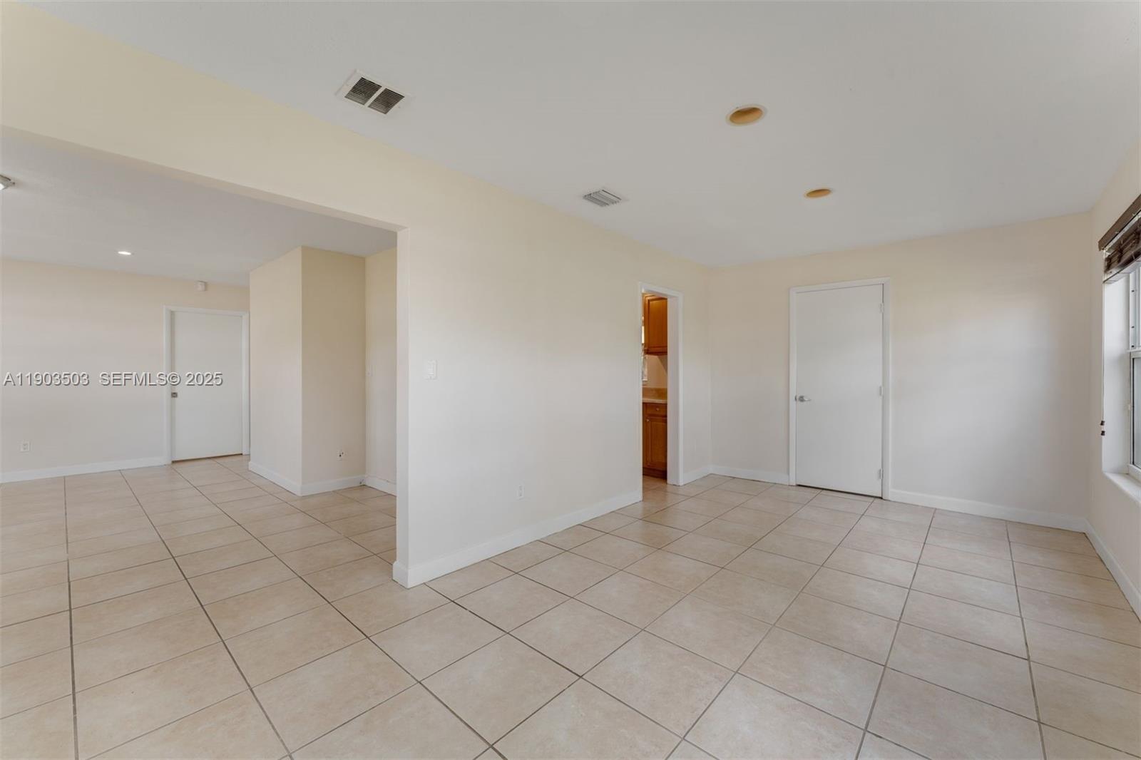8670 Southwest 27th Lane Miami, FL 33155 - Photo 14 of 31 a view of an empty room
