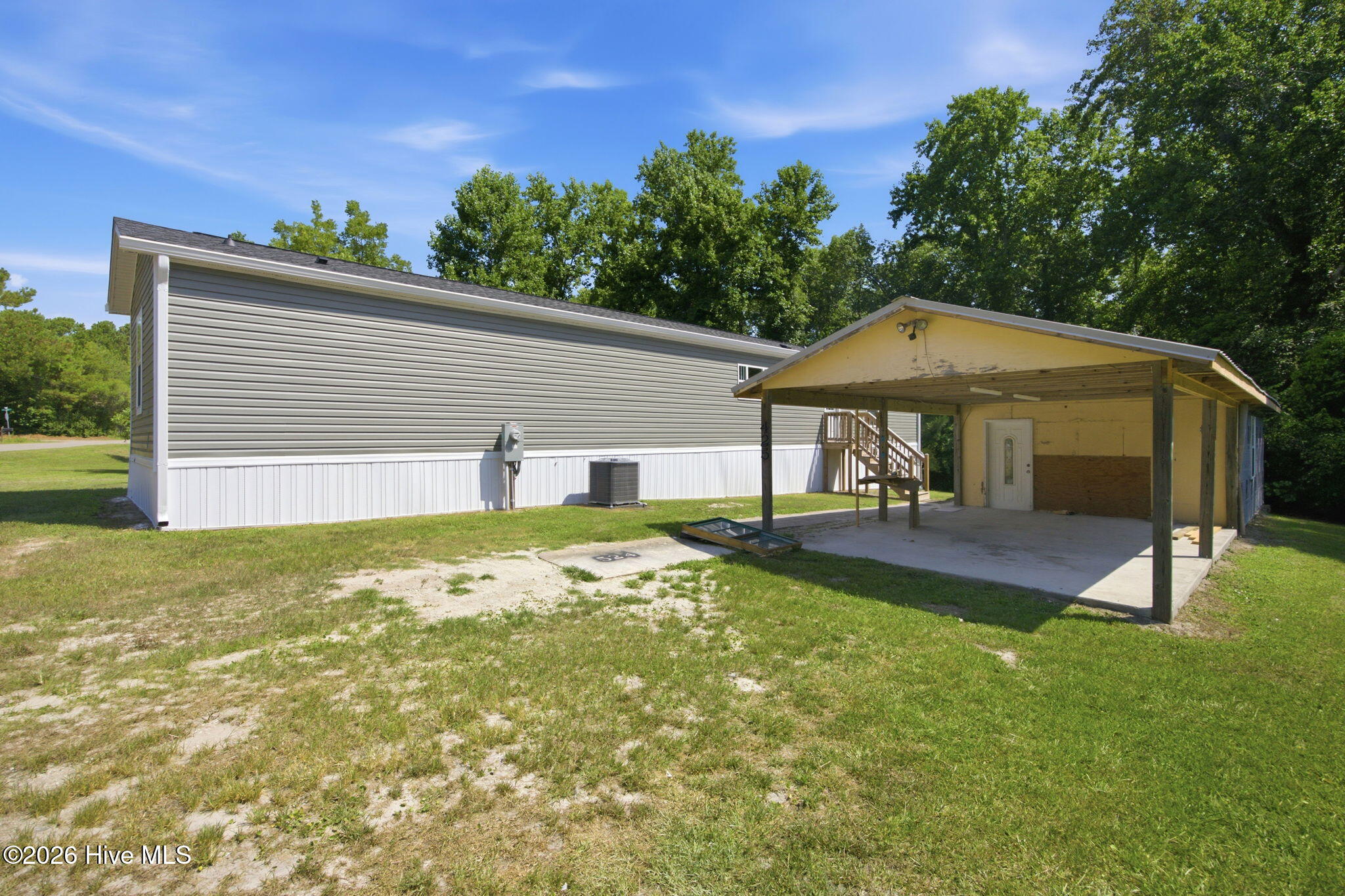 425 Beckys Creek Road Hampstead, NC 28443 - Photo 7 of 39