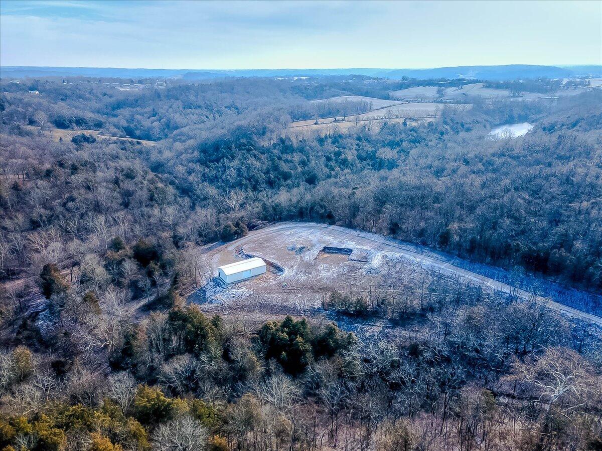 1002 Shadrick Ferry Road Frankfort, KY 40601 - Photo 11 of 24 10-1-10