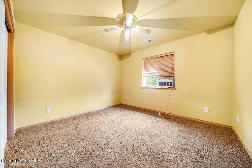 34400 North Cherokee Road Bayview, ID 83803 - Photo 17 of 28 Bedroom