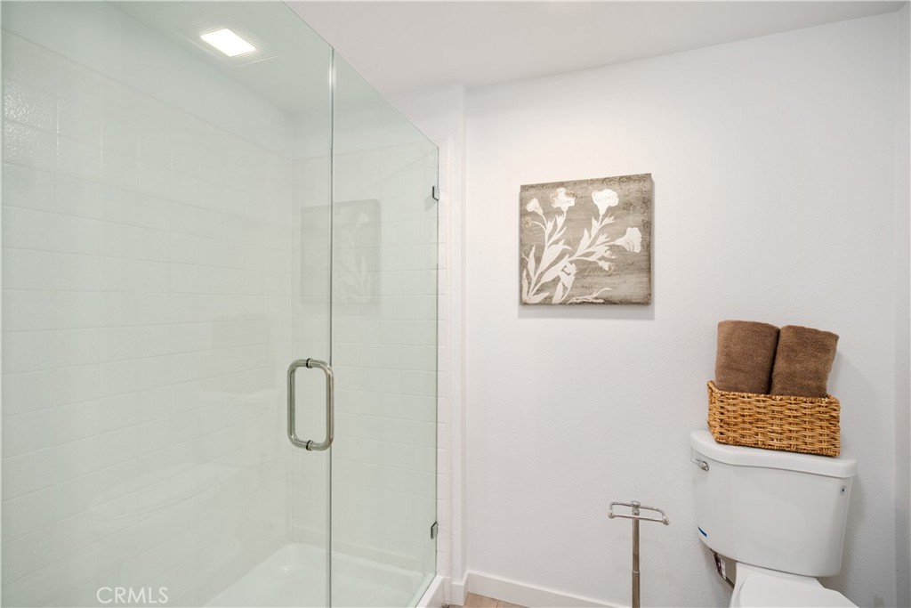 435 Fairview Avenue, Unit 7 Arcadia, CA 91007 - Photo 30 of 35 a bathroom with a shower