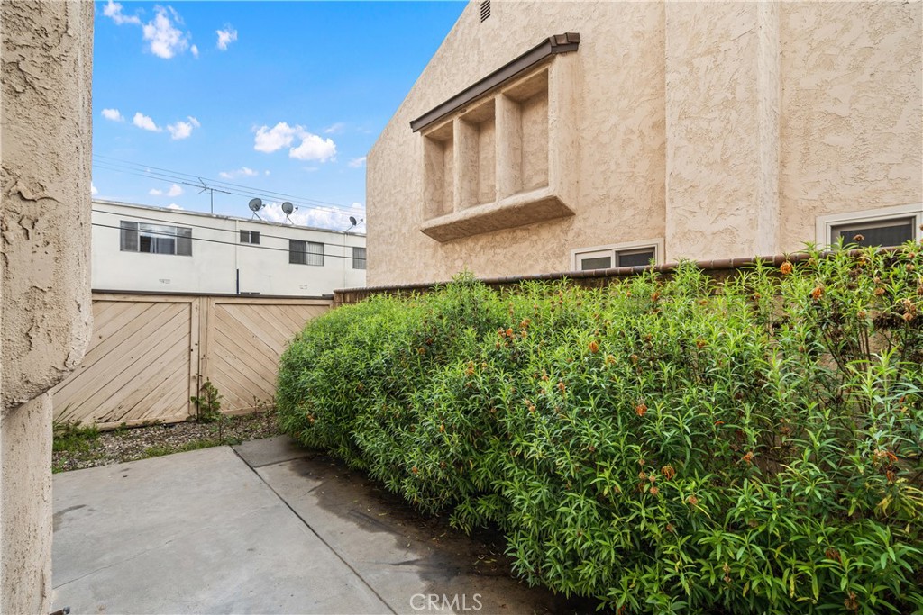 435 Fairview Avenue, Unit 7 Arcadia, CA 91007 - Photo 31 of 35 a view of a backyard of the house