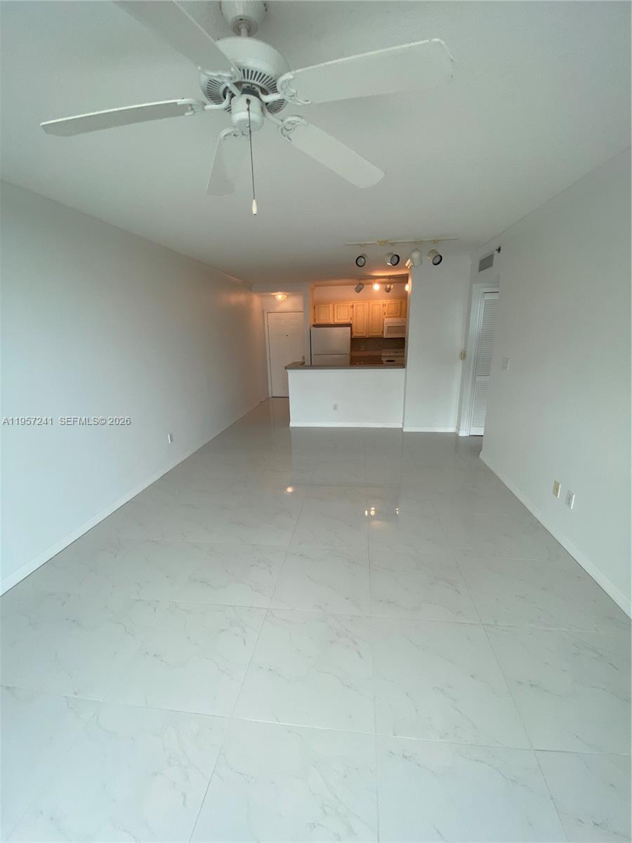2665 Southwest 37th Avenue, Unit 508 Miami, FL 33133 - Photo 11 of 12 an empty room