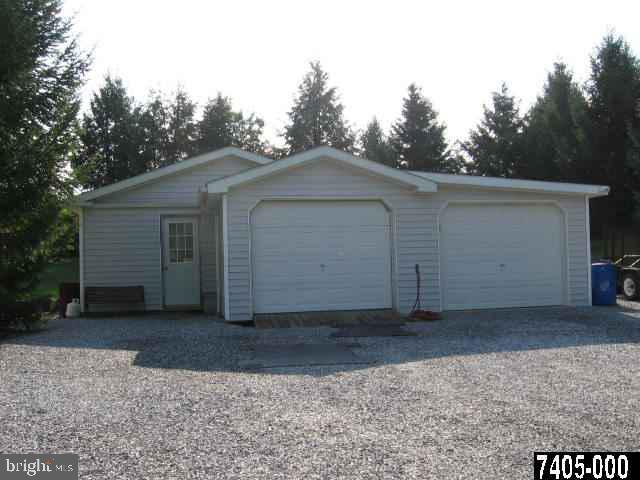 13874 Fake Road Brogue, PA 17309 - Photo 3 of 20