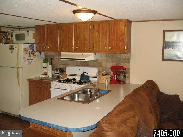 13874 Fake Road Brogue, PA 17309 - Photo 4 of 20
