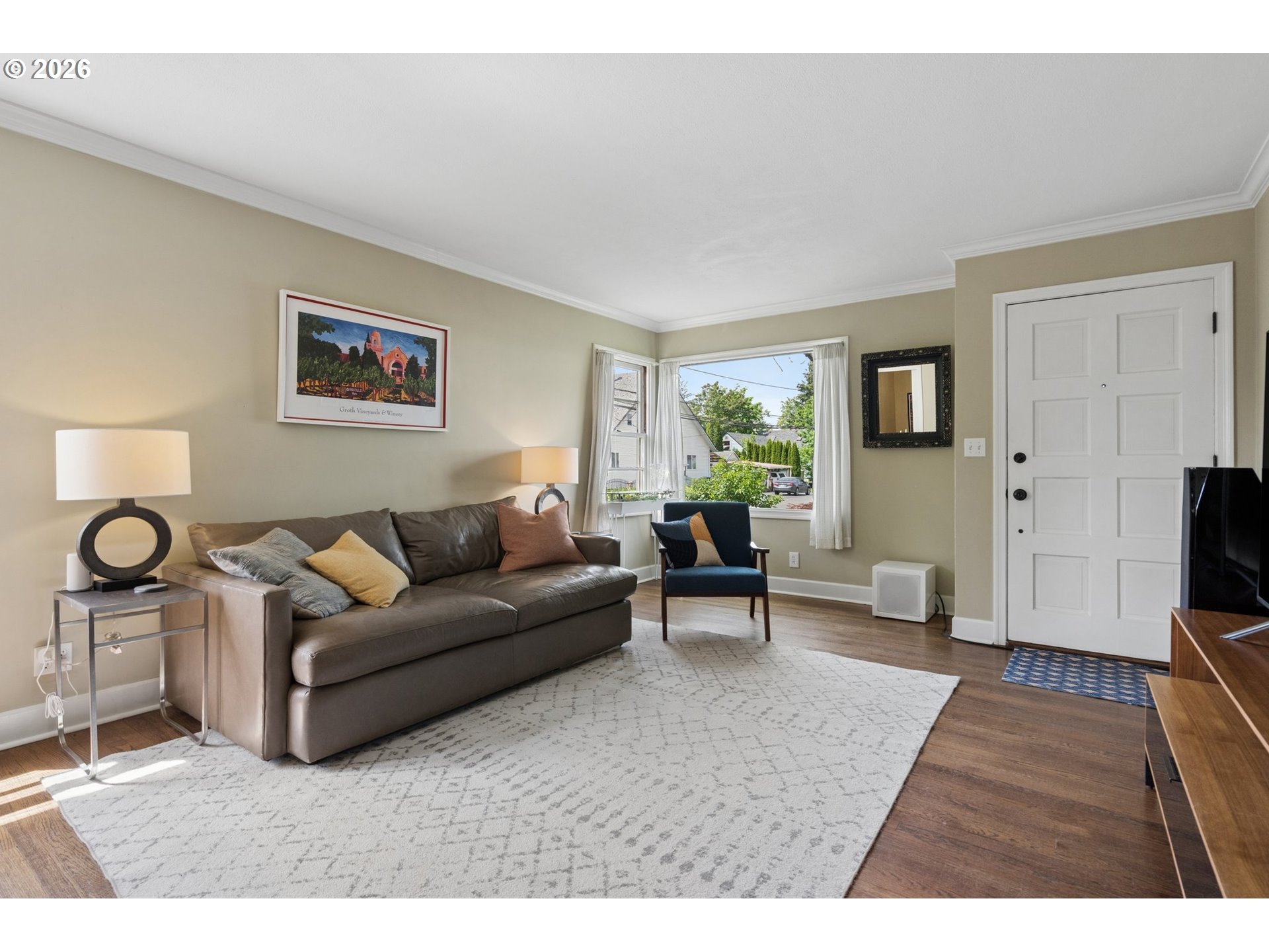1206 Northeast 75th Avenue Portland, OR 97213 - Photo 2 of 40 Living Room