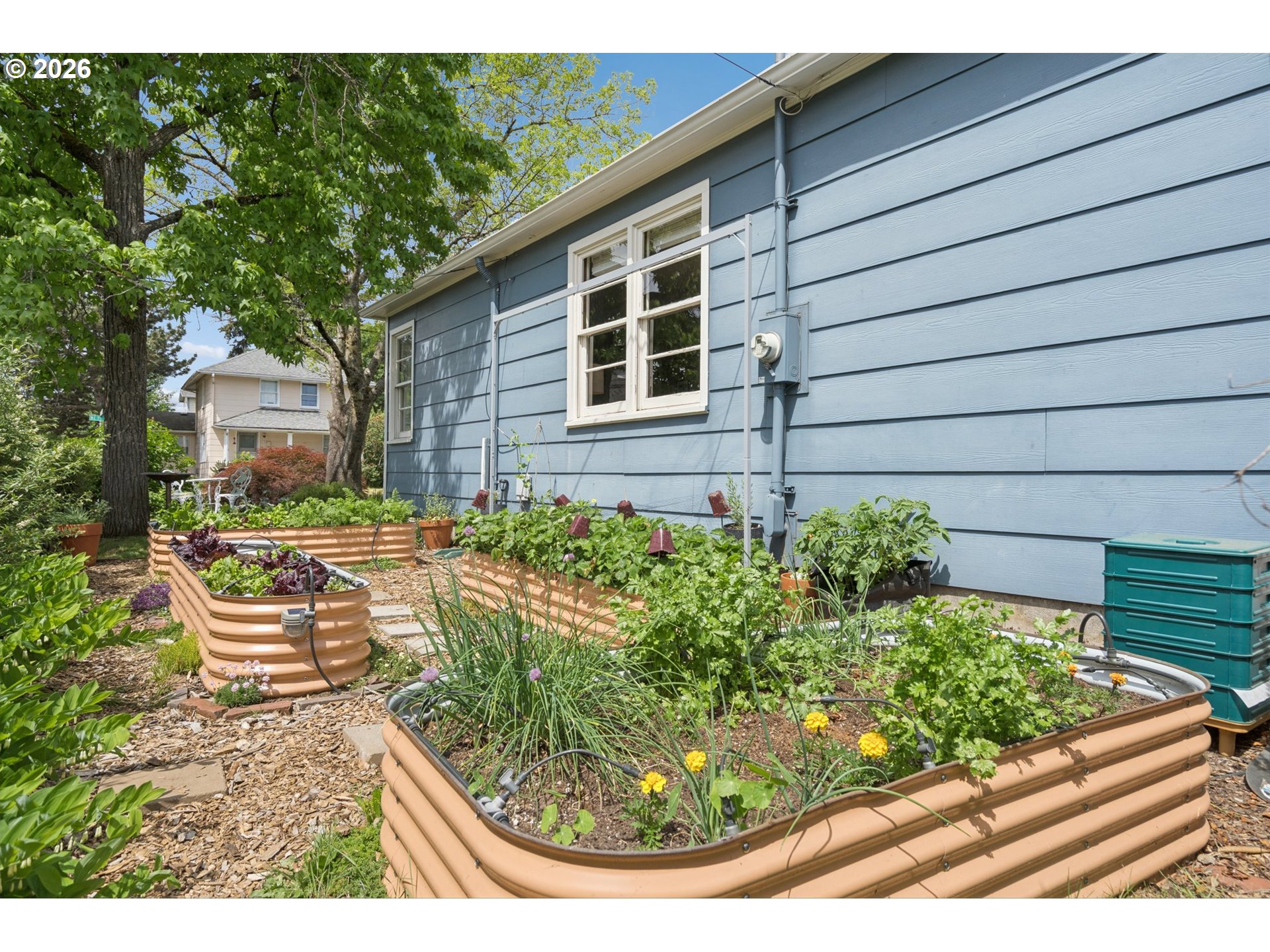 1206 Northeast 75th Avenue Portland, OR 97213 - Photo 31 of 40 Garden