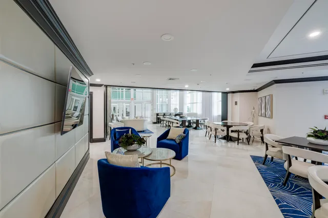 $3,200,000 | 1063 Hillsboro Mile, Unit 807, Hillsboro Beach, FL 33062