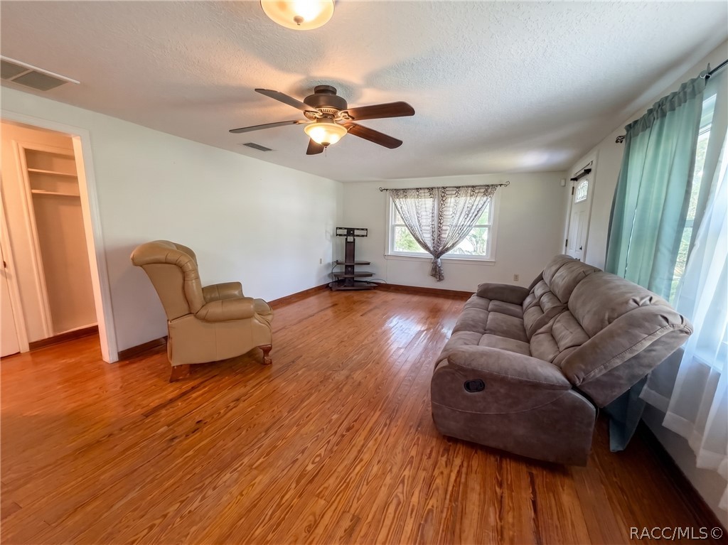 129 South Sparrow Point Inverness, FL 34450 - Photo 7 of 42 Gallery Image 7
