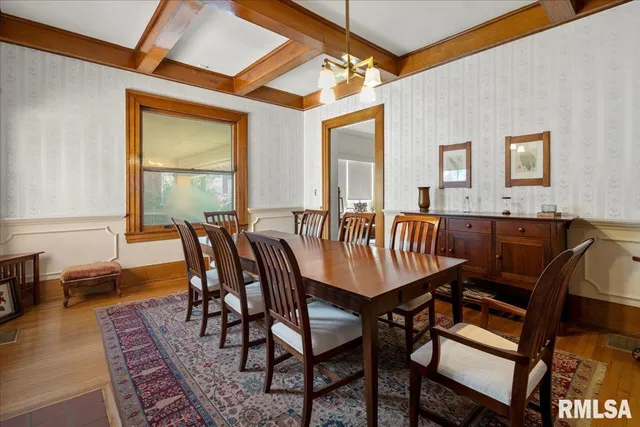 $230,000 | 216 West Poplar Street, Harrisburg, IL 62946