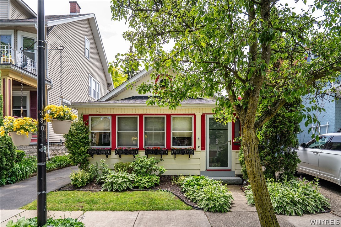 380 Summer Street Buffalo, NY 14213 - Photo 2 of 46