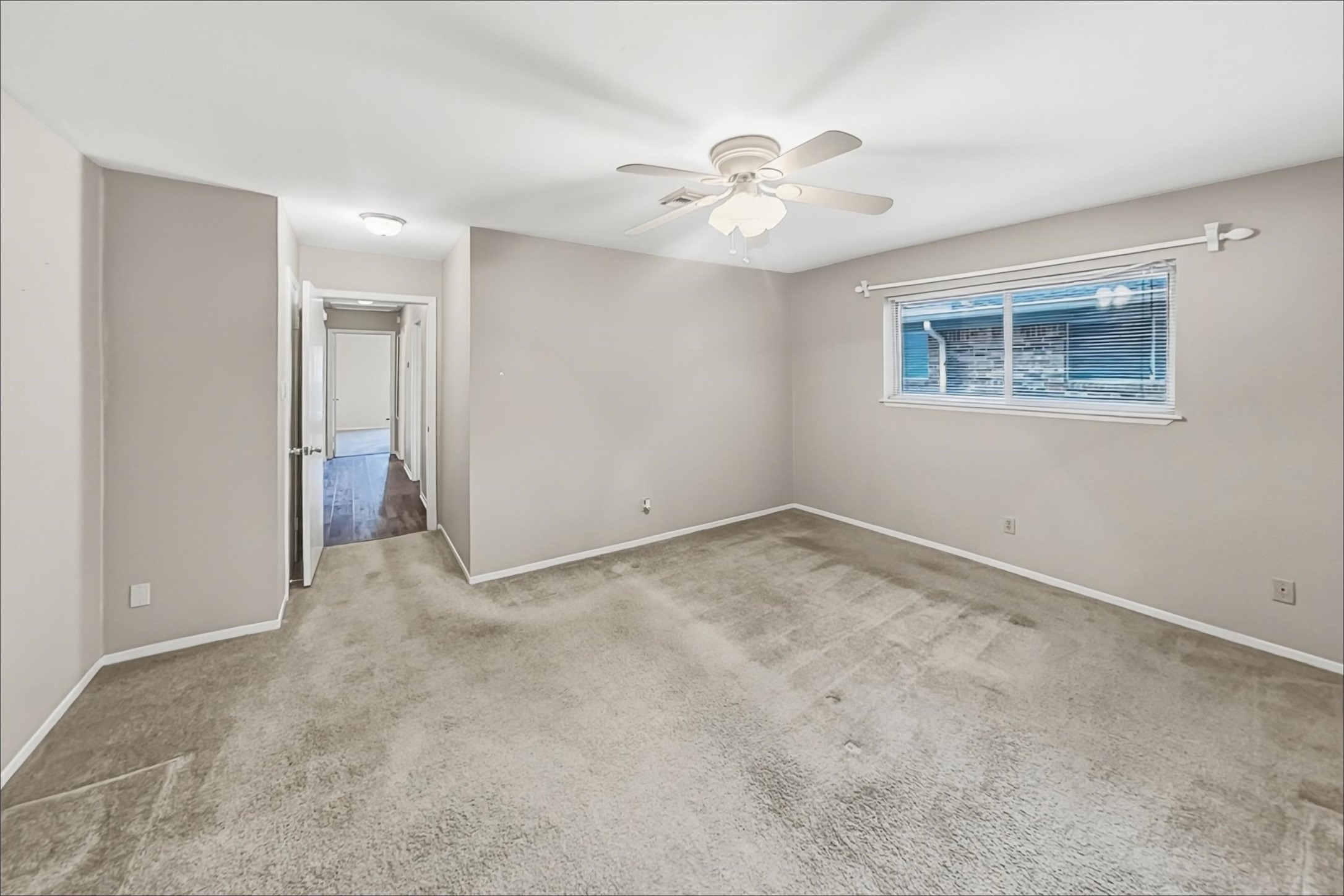 3815 Thonig Road Houston, TX 77092 - Photo 9 of 20 Gallery Image 9