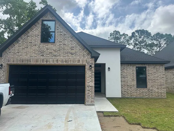 $373,000 | 6298 Garner Street, Groves, TX 77619