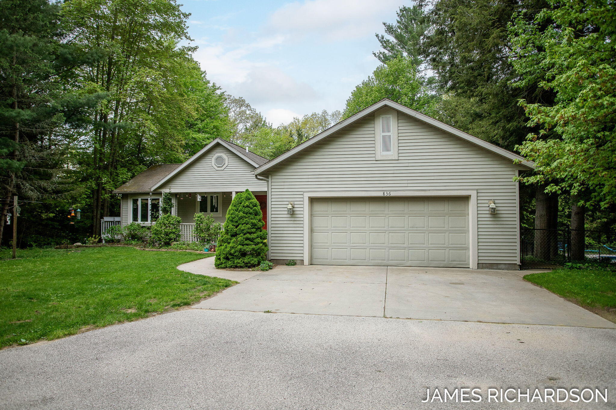 836 East Fruitvale Road Montague, MI 49437 - Photo 4 of 66 3-web-or-mls-836-e-fruitvale-rd