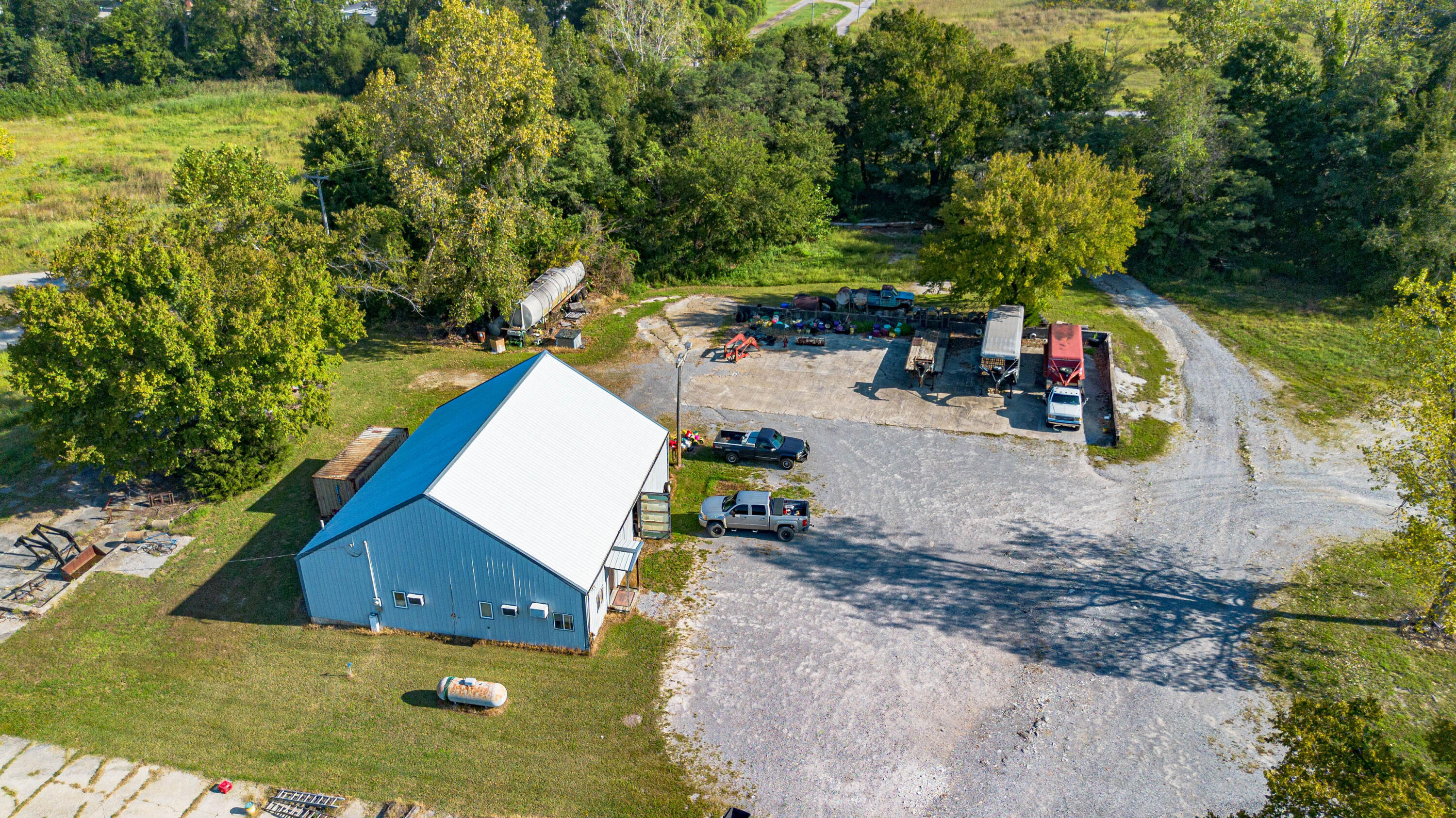 300 Spar Mill Road Marion, KY 42064 - Photo 8 of 31 300SparMillRd-1