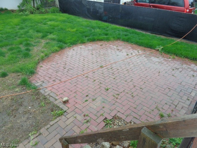 6457 Stanbury Road Parma, OH 44129 - Photo 3 of 25 Patio