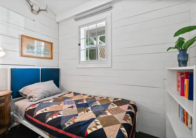 $1,650 | 163 North Lakeshore Drive, Fontana, WI 53125